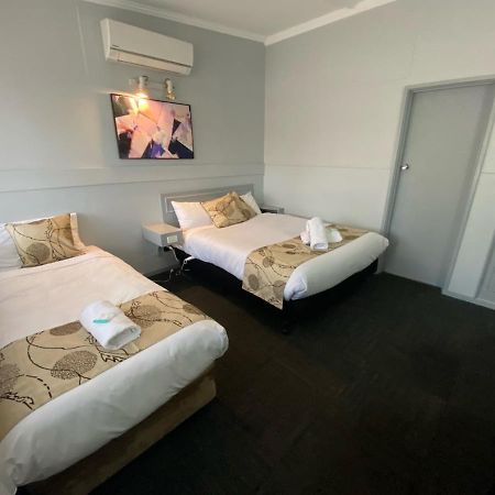Charlton Motel Экстерьер фото