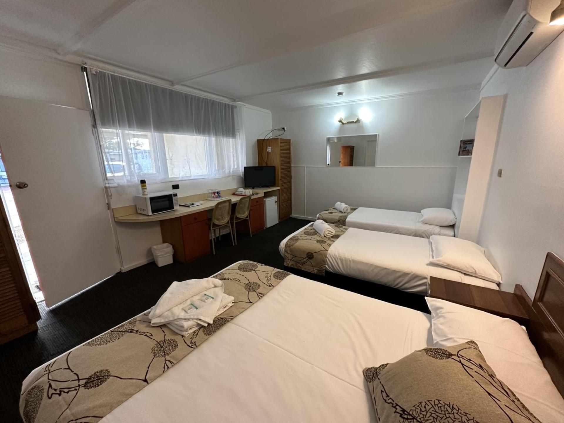 Charlton Motel Экстерьер фото