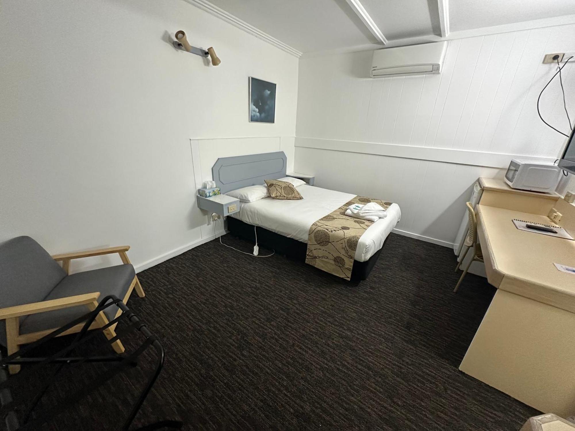 Charlton Motel Экстерьер фото
